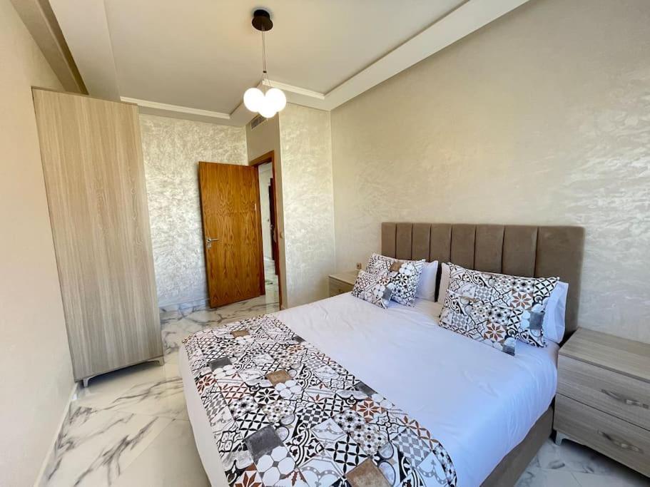Paradis Lumineux 4 *